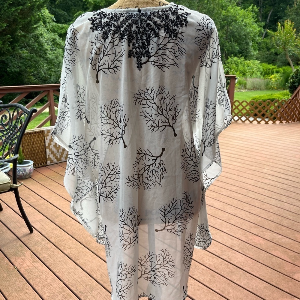 Beach ware cover up white and black beads size S embroidered - Picture 5 of 16